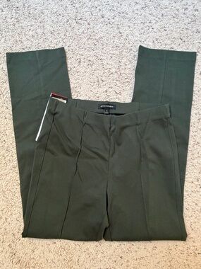 NWT Women’s Banana Republic Olive Green Ponte Pants, Size Medium